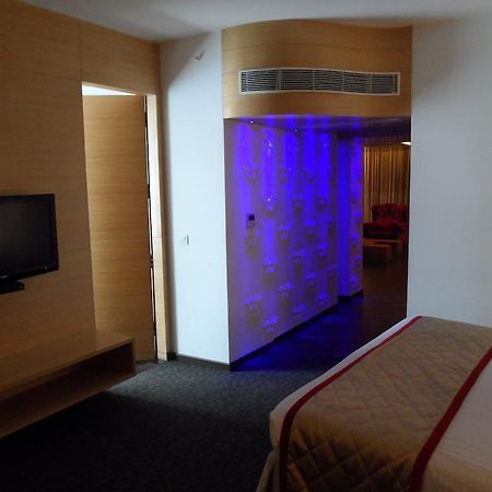 พิกาเนรวาลา อะบูติคโฮเต็ล Hotel ไฮเดอราบัด ภายนอก รูปภาพ