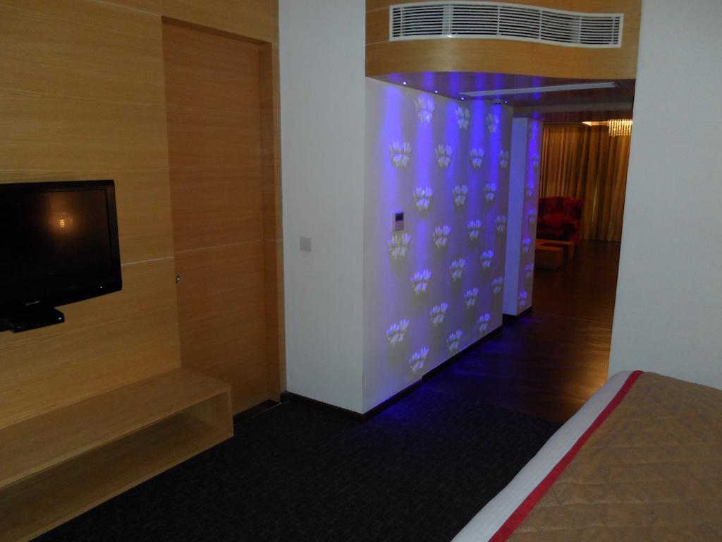 พิกาเนรวาลา อะบูติคโฮเต็ล Hotel ไฮเดอราบัด ภายนอก รูปภาพ