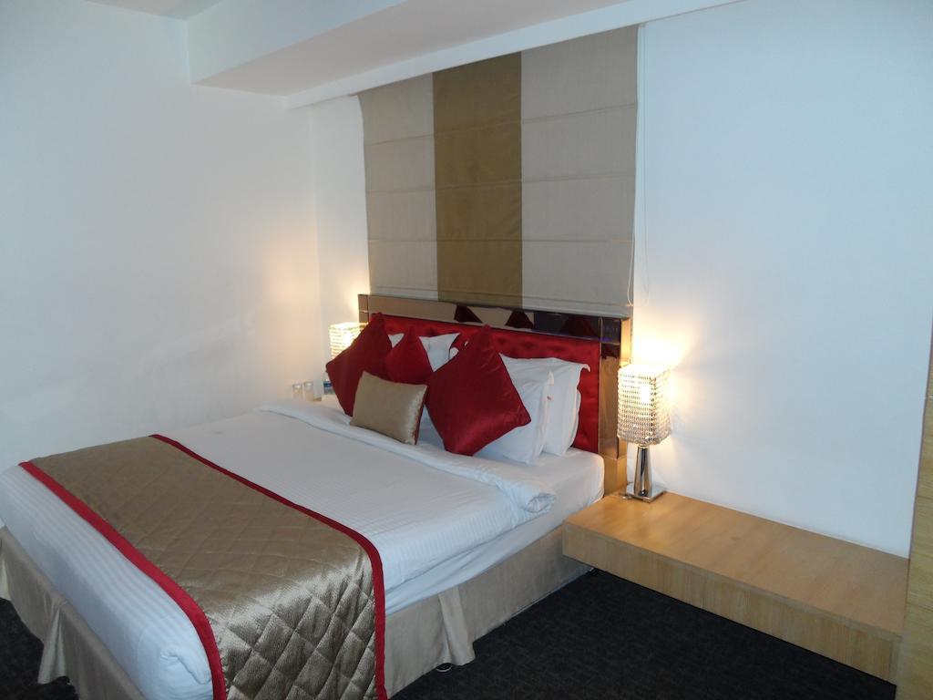 พิกาเนรวาลา อะบูติคโฮเต็ล Hotel ไฮเดอราบัด ภายนอก รูปภาพ