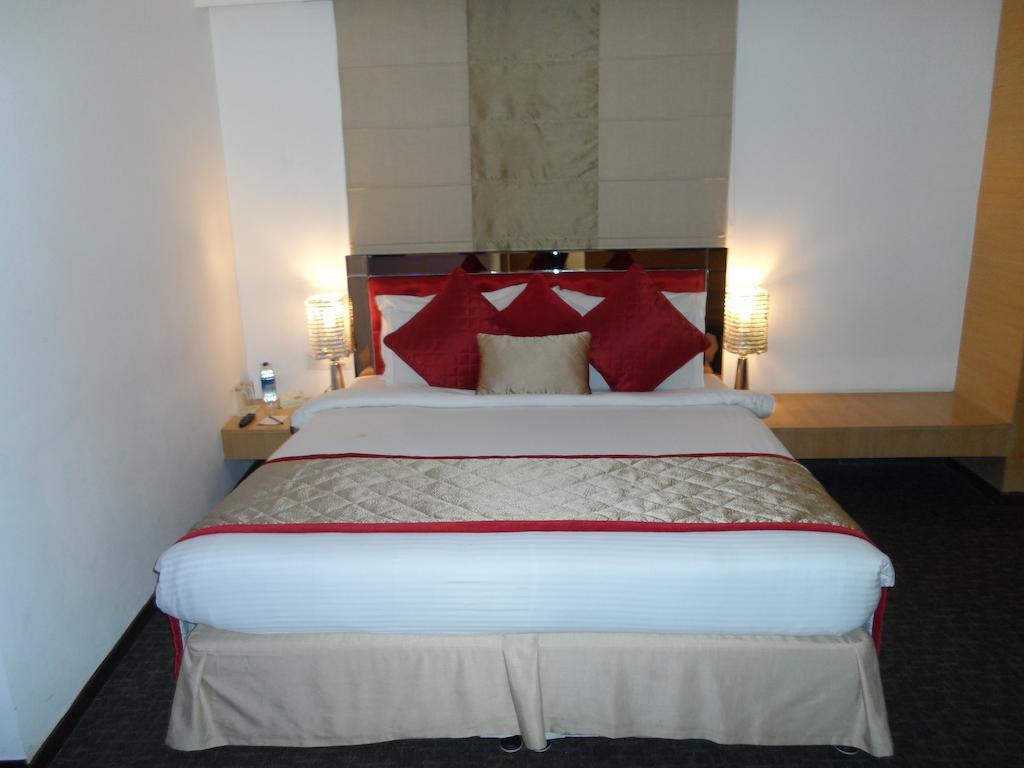 พิกาเนรวาลา อะบูติคโฮเต็ล Hotel ไฮเดอราบัด ภายนอก รูปภาพ